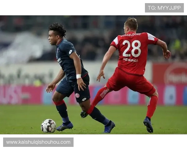 法甲进攻策略深度分析:高位压迫与快速反击比较